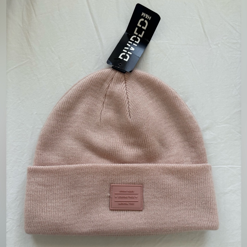 H&M divided blush pink Beanie